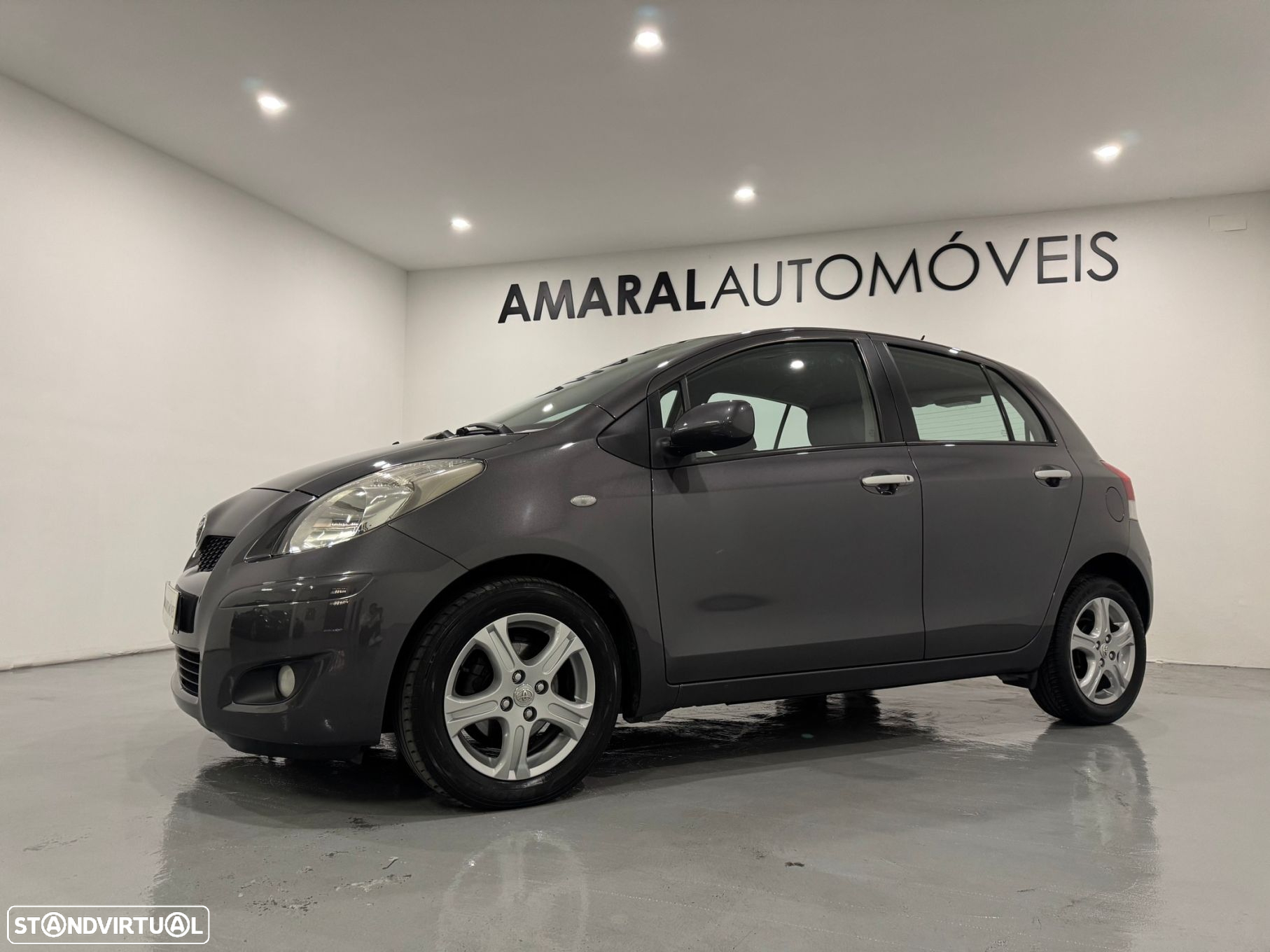 Toyota Yaris - 13