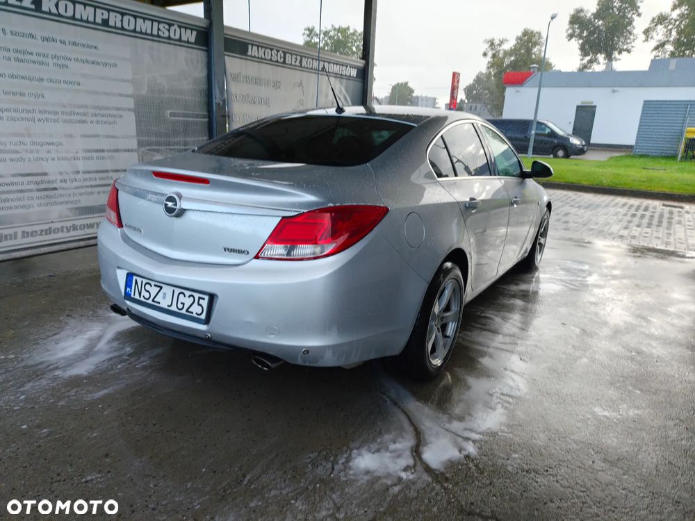 Opel Insignia 2.0 T Edition - 1