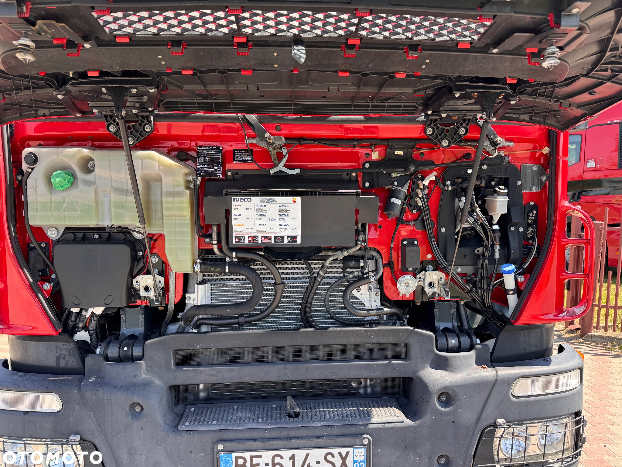 Iveco TRAKKER 360 euro 5 6x4 Only 180 TKM - 6