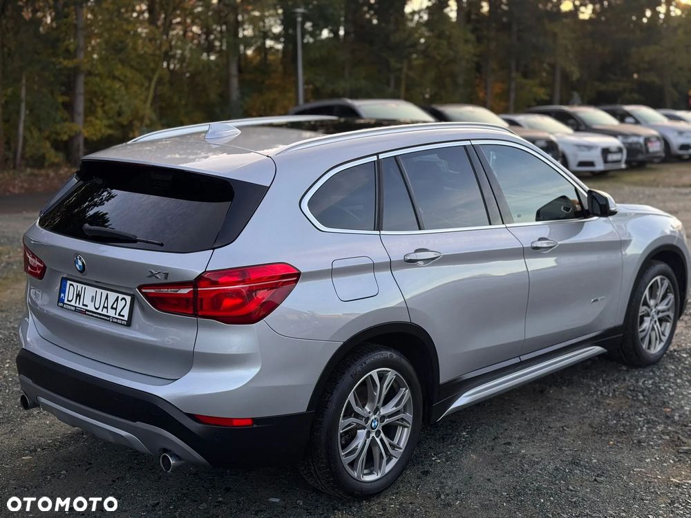 BMW X1 xDrive25i xLine - 14