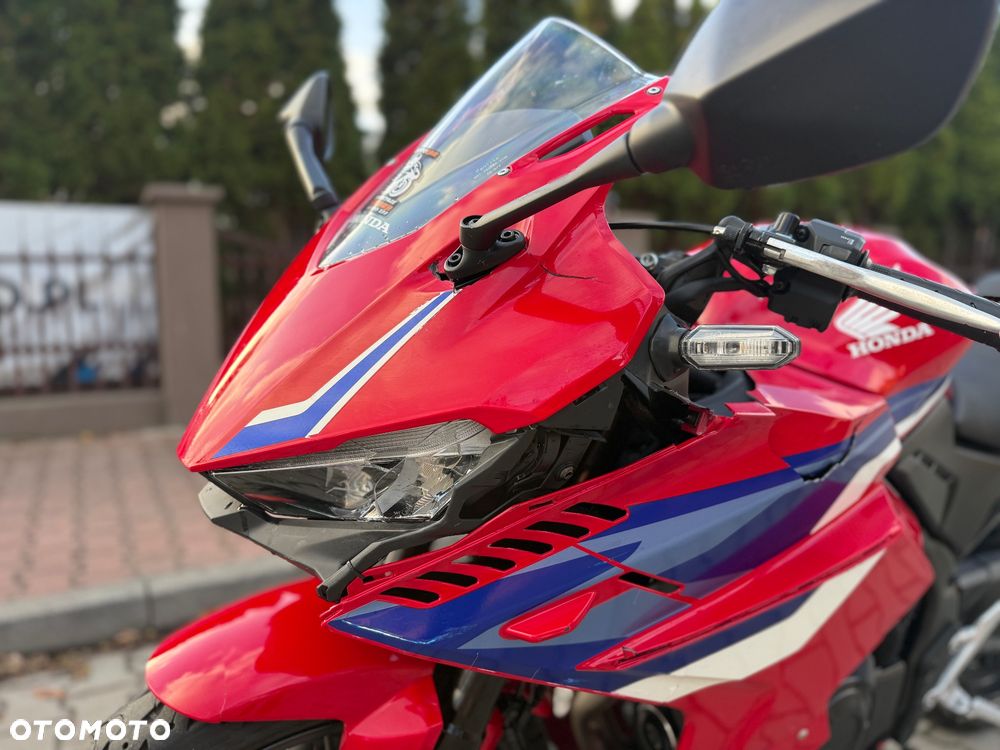 Honda CBR - 18