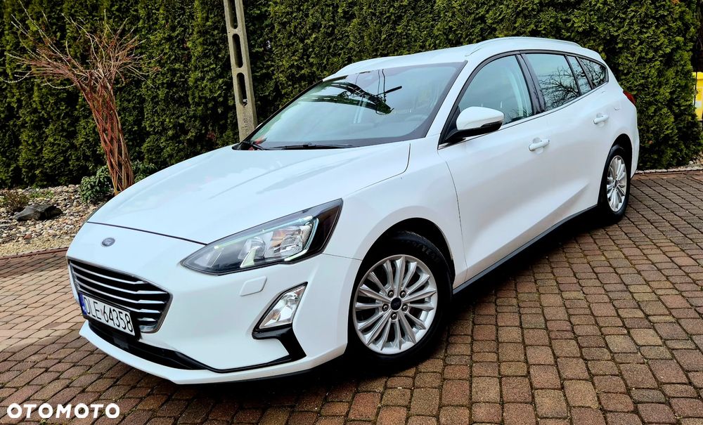 Ford Focus 1.5 EcoBlue STart-Stopp-System TITANIUM - 4