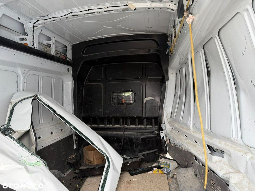 Ford Transit  MK8 Lift  2.0Tdci - 17