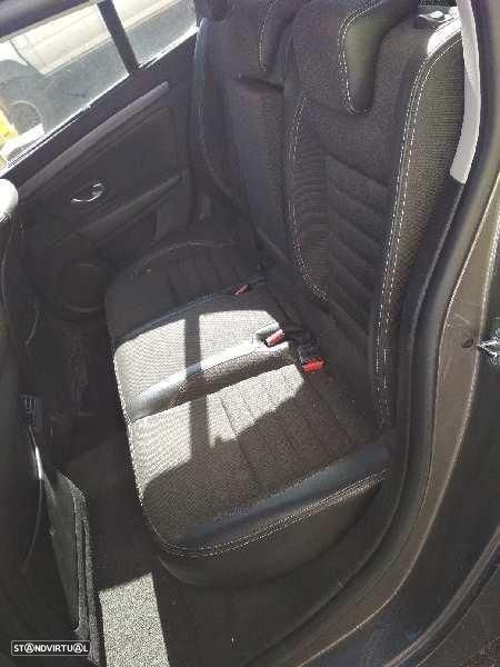 SISTEMA DE ÁUDIO RÁDIO CD RENAULT LAGUNA III BERLINA - 20