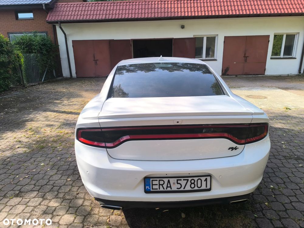 Dodge Charger ver-5-7-r-t - 19