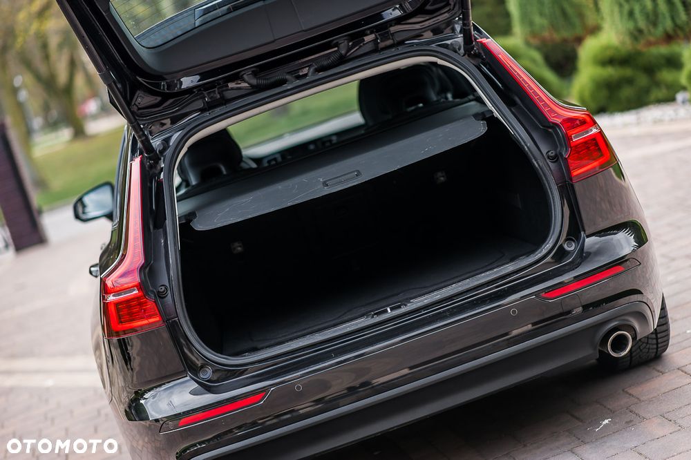 Volvo V60 D3 Drive-E Momentum - 10