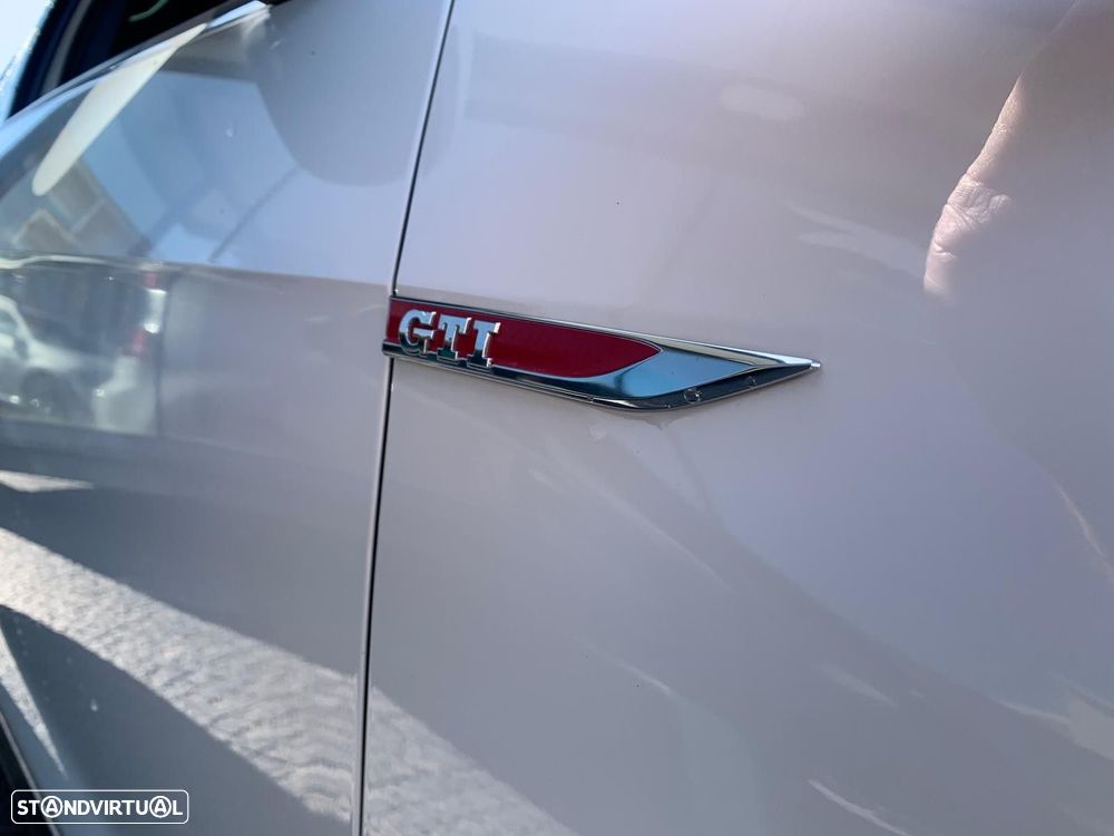 VW Golf 2.0 TSi GTi DSG Performance - 14