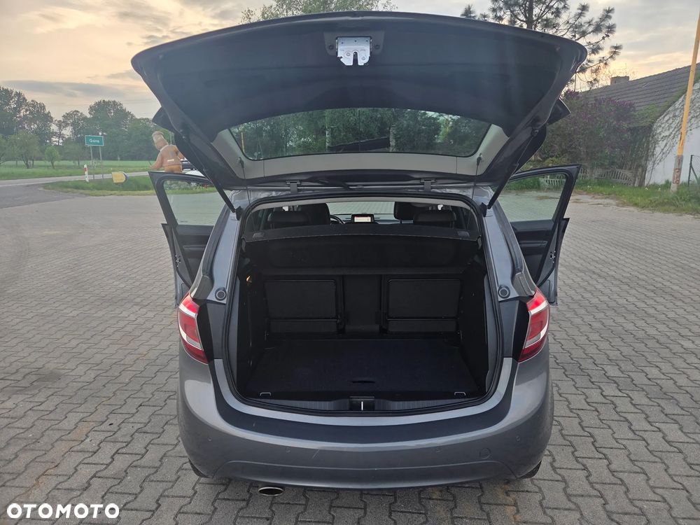 Opel Meriva - 9