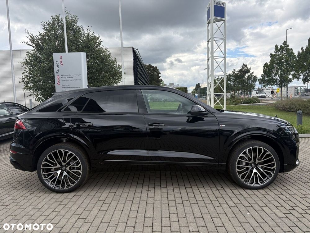 Audi Q8 - 7