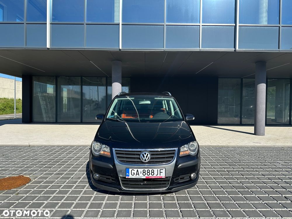 Volkswagen Touran 1.4 TSI Cross - 2