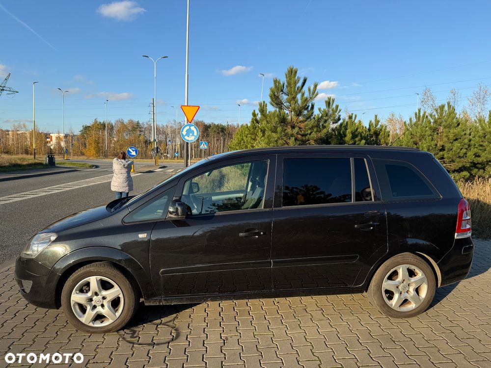 Opel Zafira 1.8 Family - 5