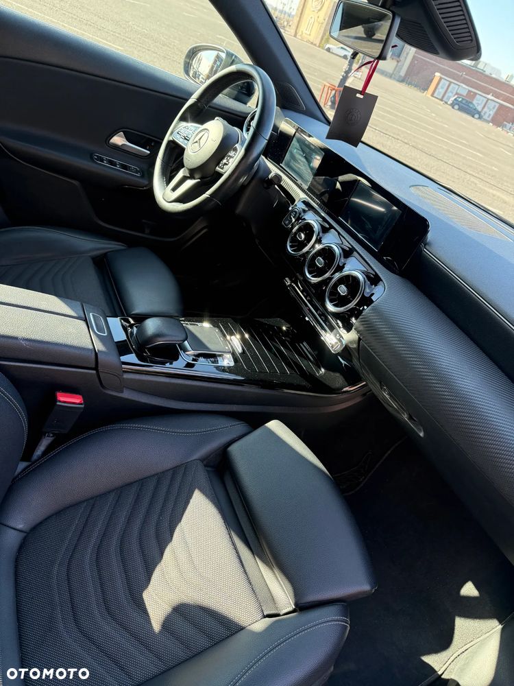 Mercedes-Benz Klasa A 180 d 7G-DCT - 7