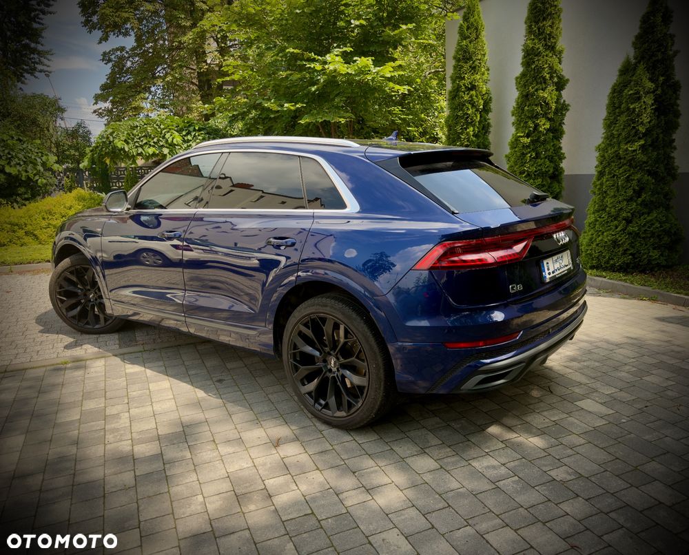 Audi Q8 - 2
