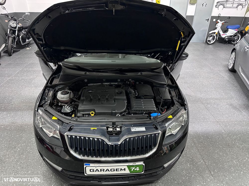 Skoda Octavia 2.0 TDI Sportline - 5