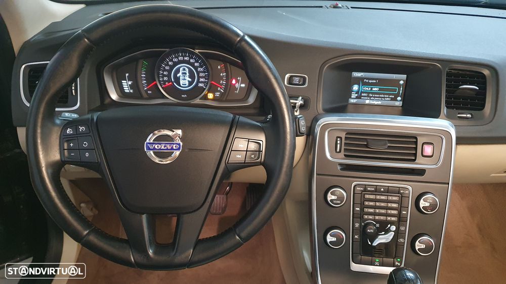 Volvo V60 2.0 D4 Kinetic Start/Stop - 21
