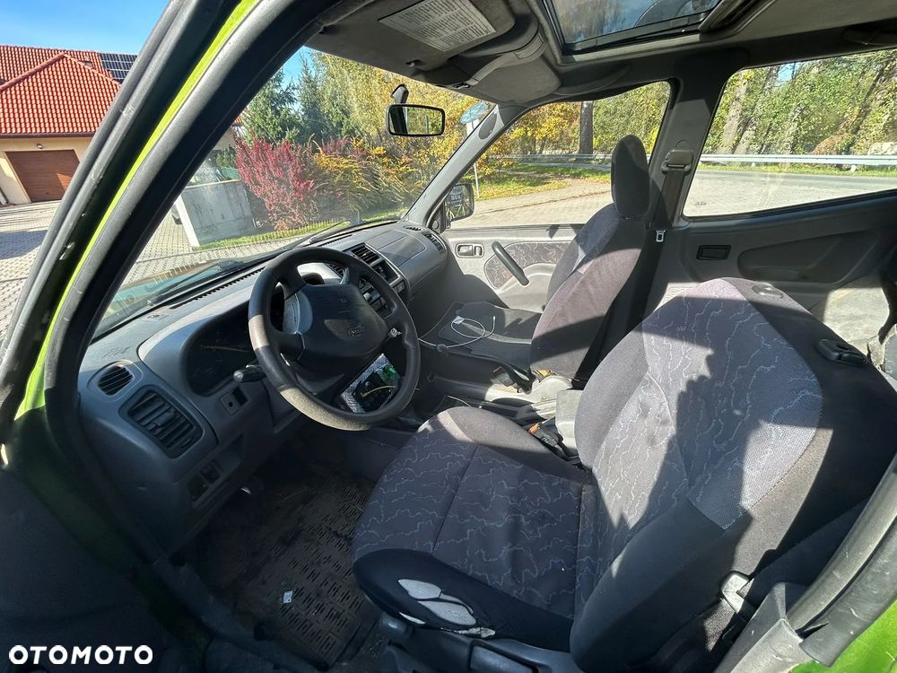 Nissan Terrano II 2.7 TDi Comfort - 10