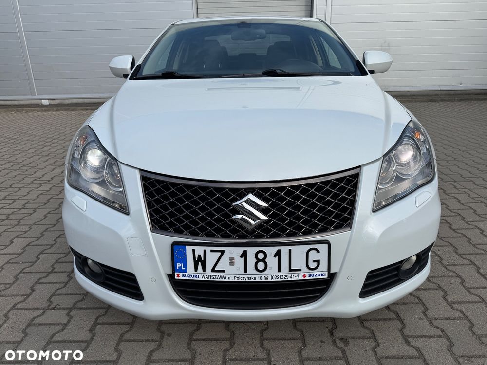 Suzuki Kizashi 2.4 Sport 4WD CVT - 8