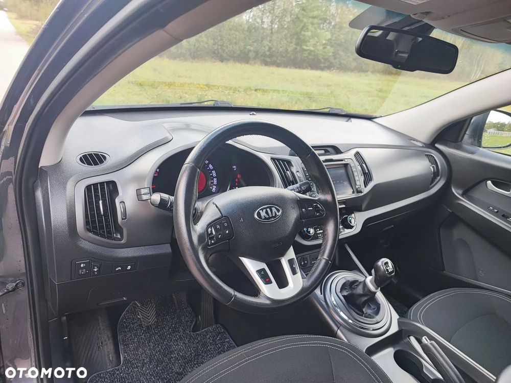 Kia Sportage 1.7 CRDI 2WD Attract - 8