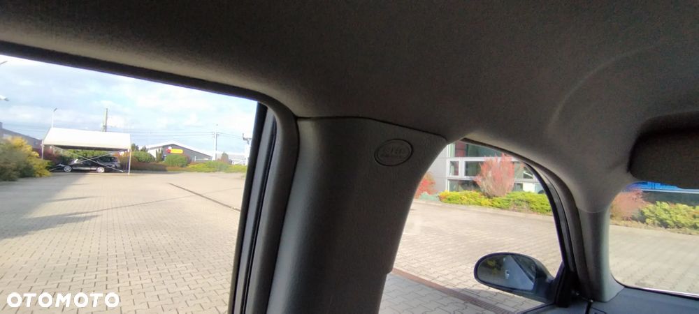 Kia Cerato 1.6 LX - 18