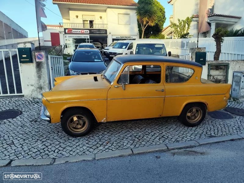 Ford Anglia - 3