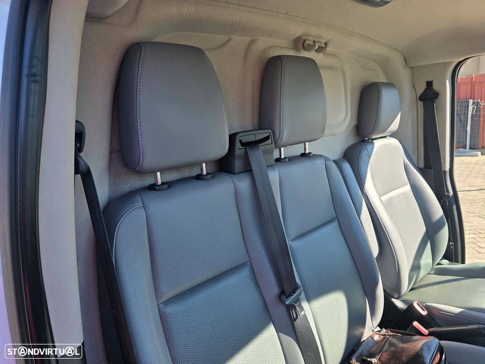 Ford Transit Custom 2.2 TDCI 270 L1 - 13