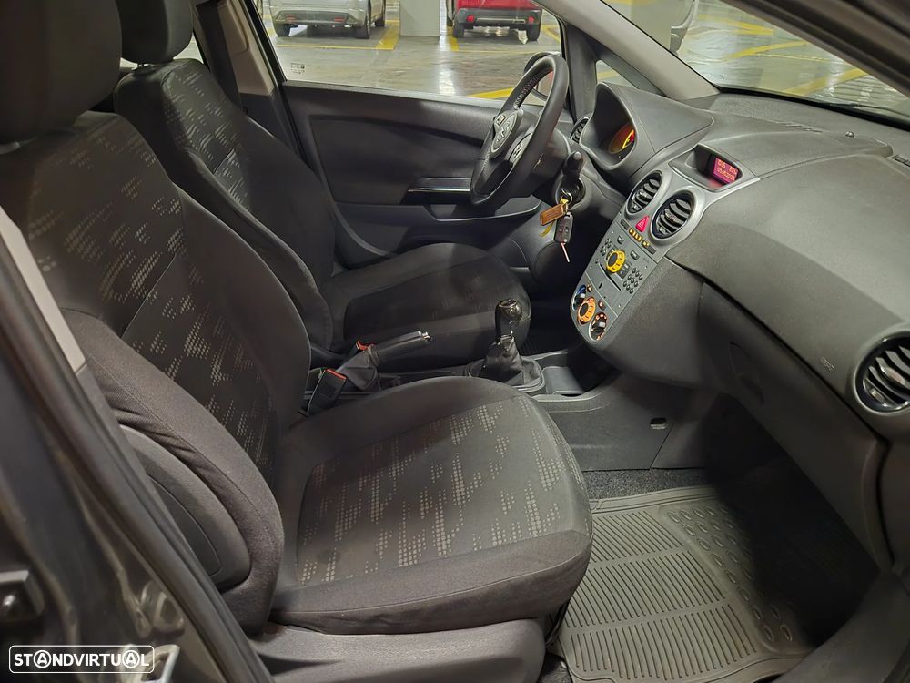 Opel Corsa 1.3 CDTi Enjoy - 26