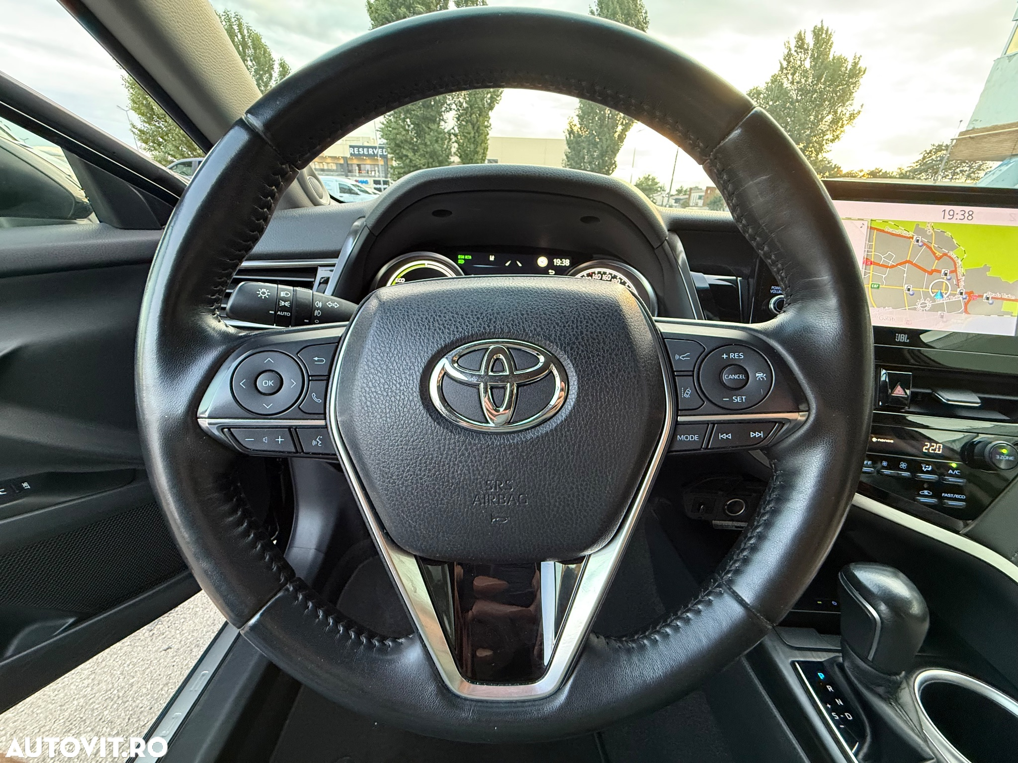 Toyota Camry 2.5 Hybrid Exclusive - 25
