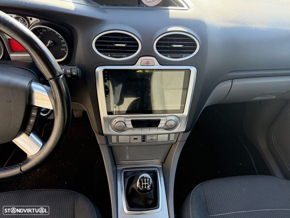 Ford Focus SW 1.6 TDCi Titanium - 10