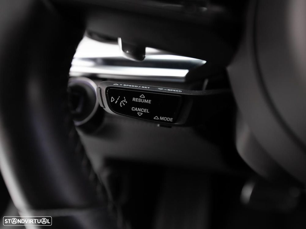 Porsche Panamera 4 E-Hybrid - 24