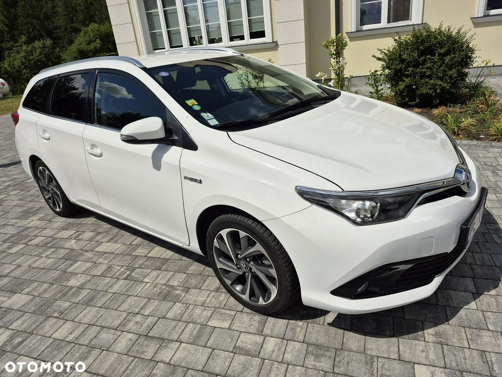 Toyota Auris - 2