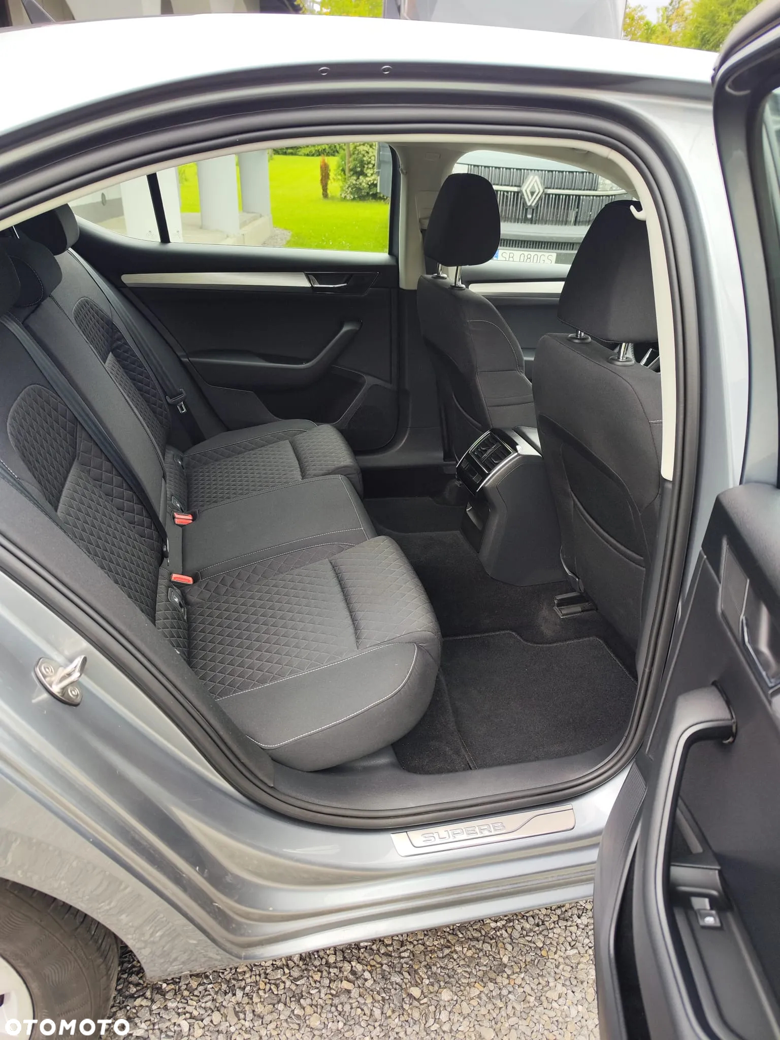 Skoda Superb 2.0 TSI Ambition DSG - 14