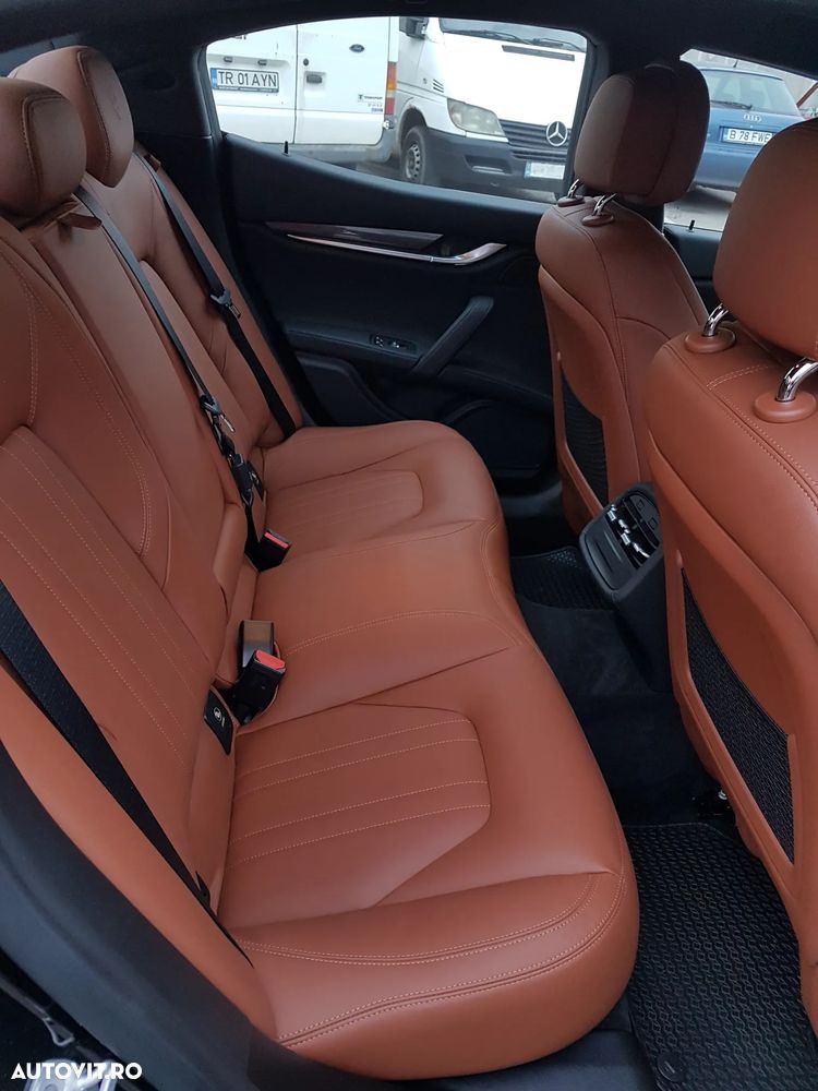 Maserati Ghibli - 32