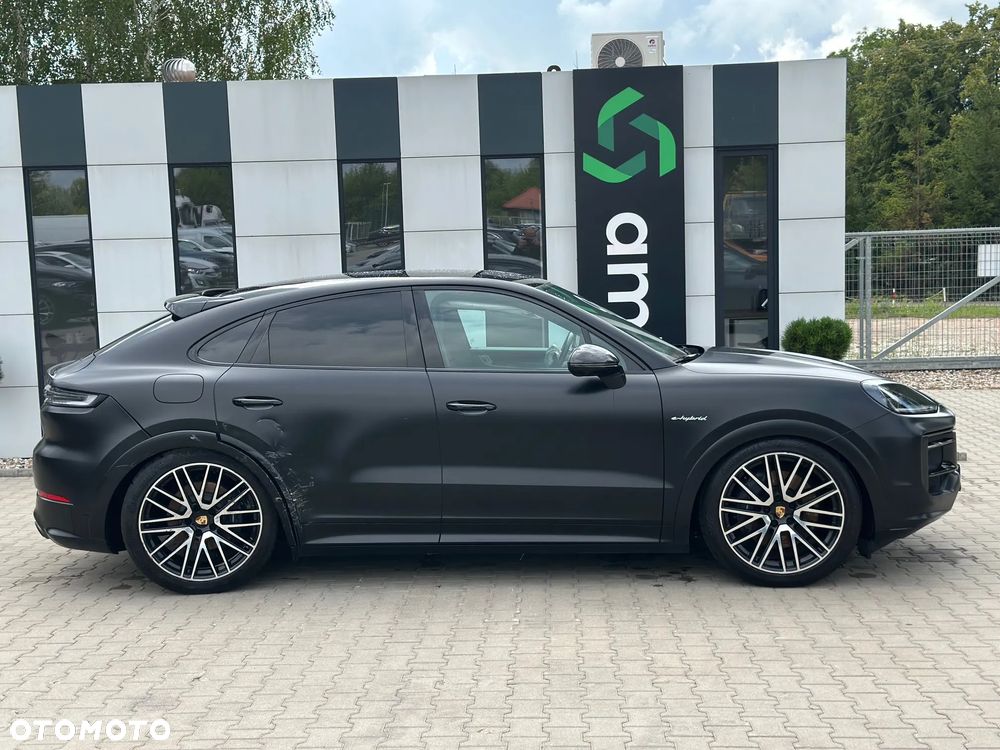 Porsche Cayenne - 4