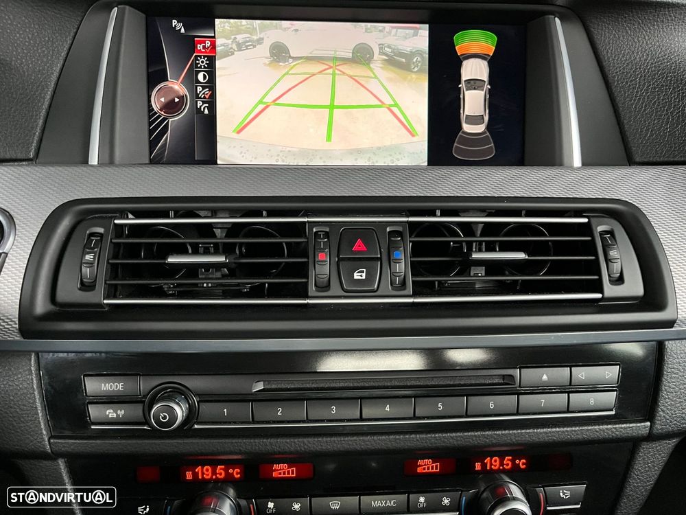 BMW M550d xDrive Auto - 39