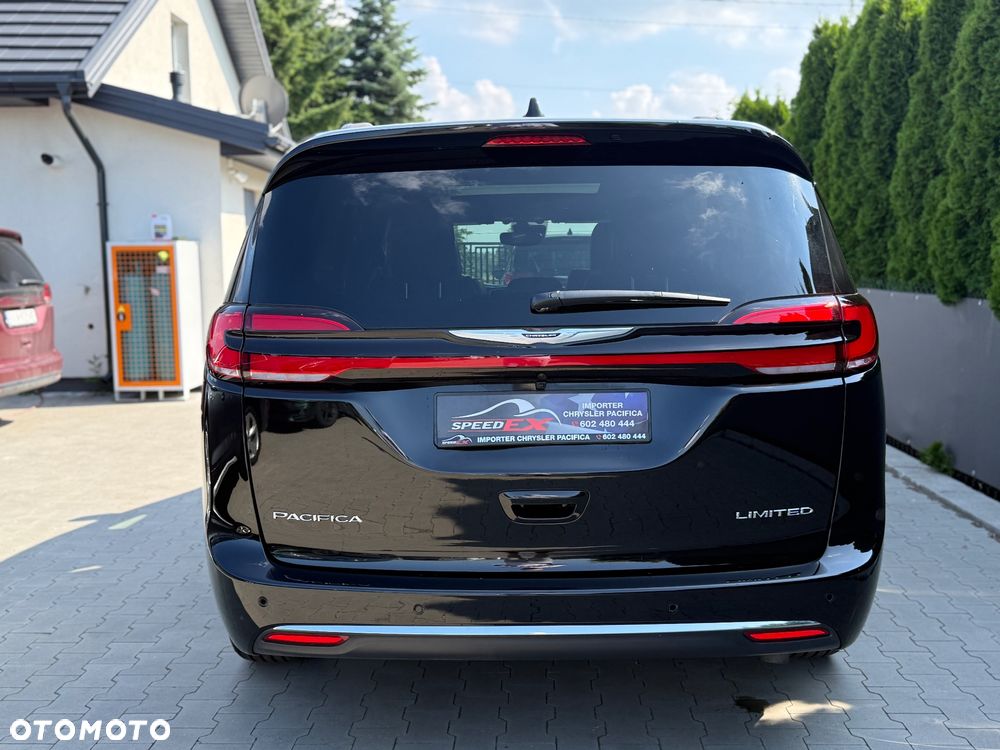 Chrysler Pacifica - 9
