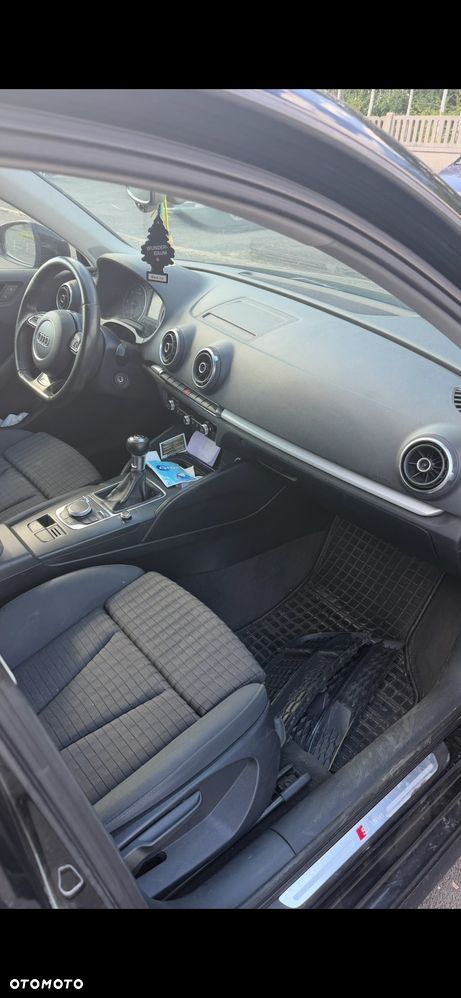 Audi A3 Sportback - 13