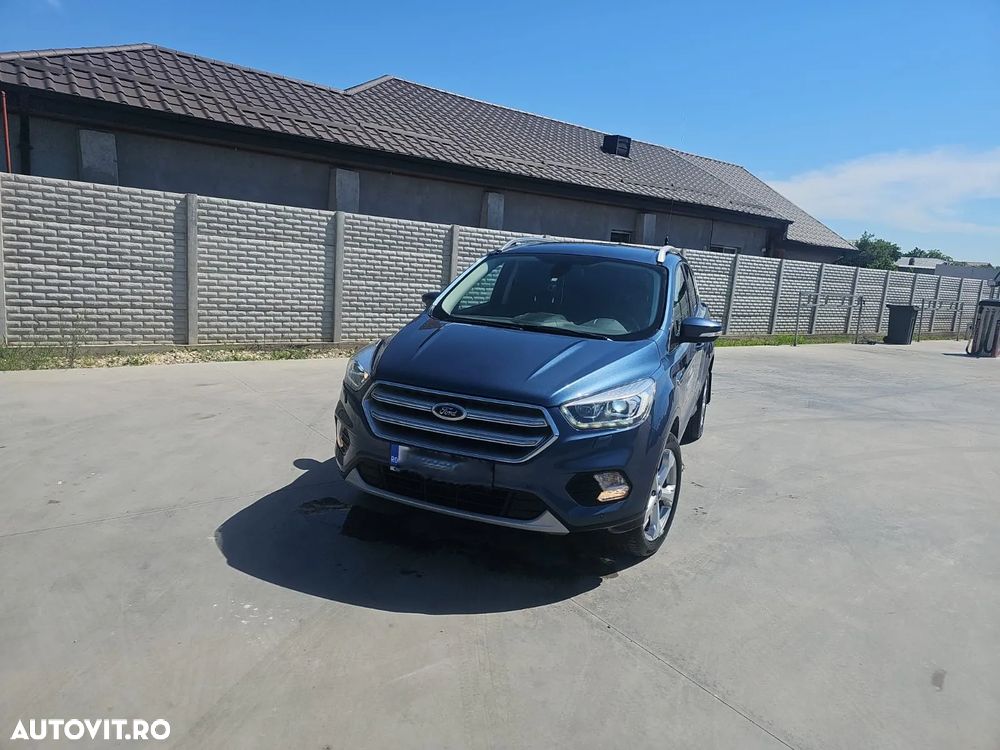Ford Kuga - 8