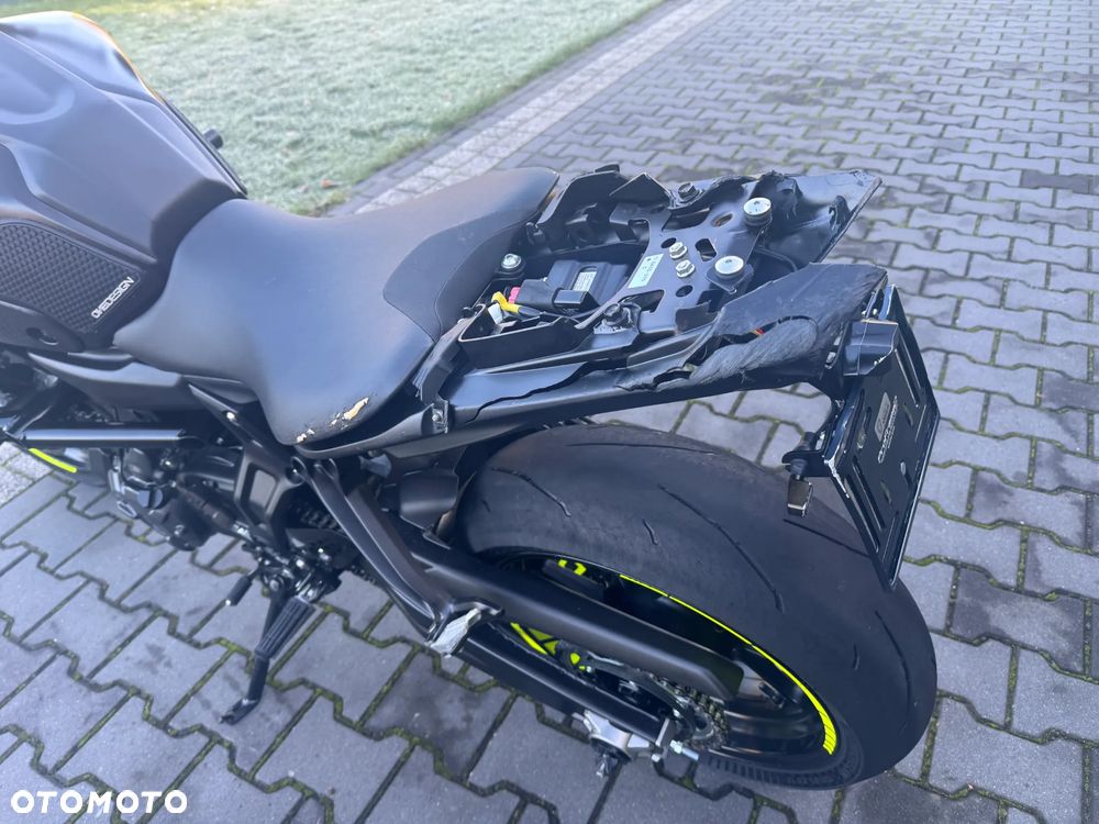 Yamaha MT - 16