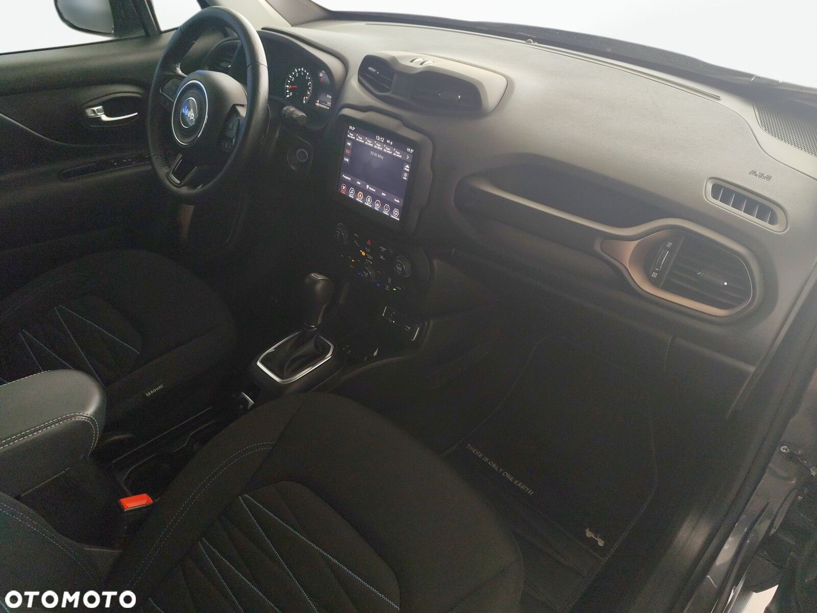 Jeep Renegade 1.5 T4 mHEV Upland FWD S&S DCT - 19