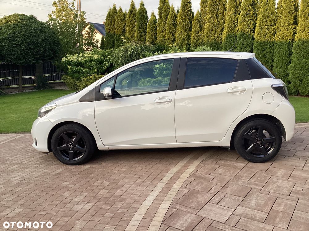 Toyota Yaris 1.33 VVT-i Edition 2014 - 14