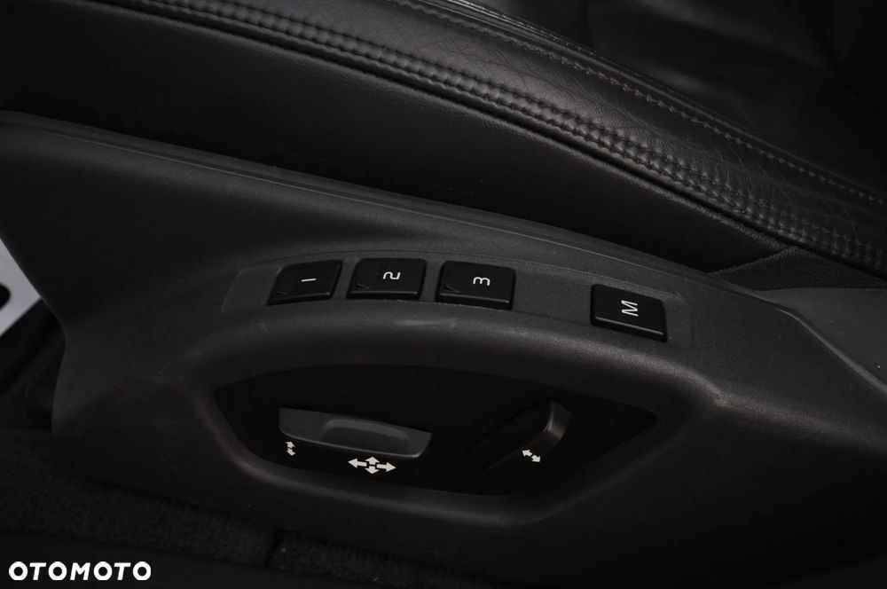 Volvo V60 D4 Geartronic Summum - 18