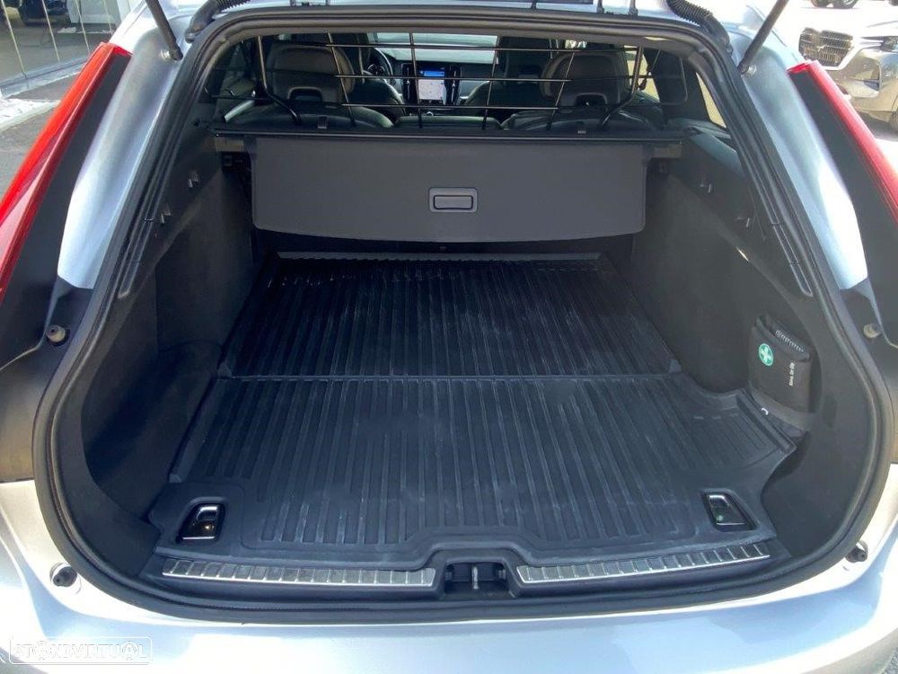 Volvo V90 2.0 D4 R-Design Geartronic - 16