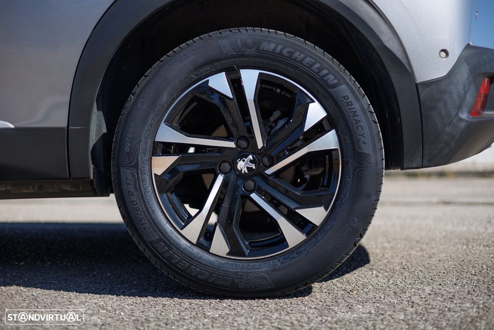 Peugeot 2008 1.5 BlueHDi GT - 24