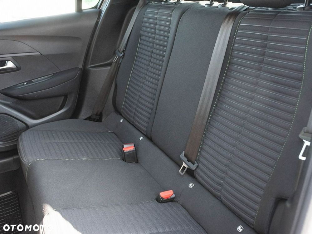 Peugeot 208 1.2 PureTech Active S&S - 26