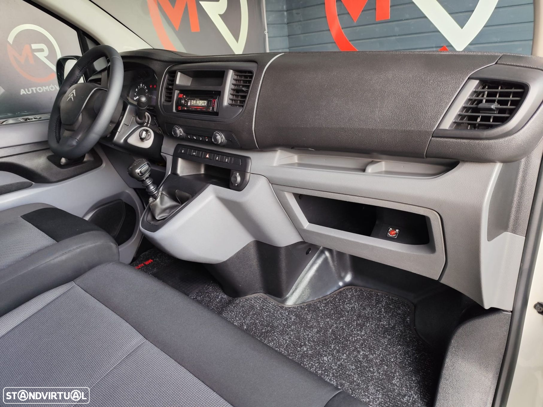 Citroën Jumpy 2.0 BlueHDi XL Confort - 20