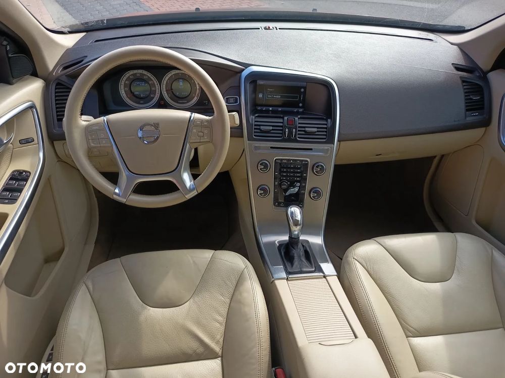 Volvo XC 60 3.2 AWD Summum - 10