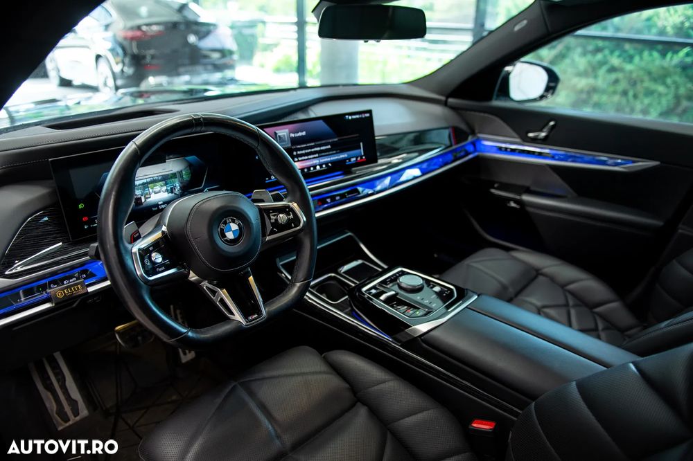 BMW Seria 7 740d xDrive MHEV - 15
