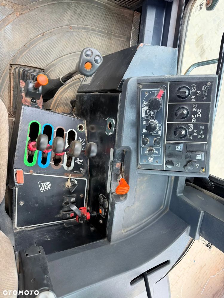JCB Fastrac 3220 - 20