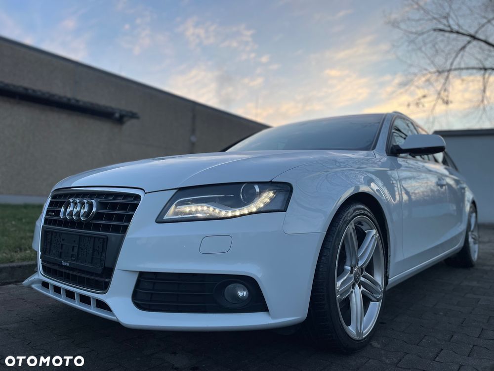 Audi A4 Avant 2.0 TDI DPF quattro S line Sportpaket (plus) - 1