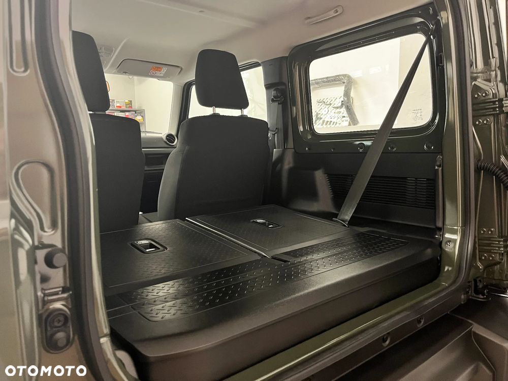 Suzuki Jimny - 17